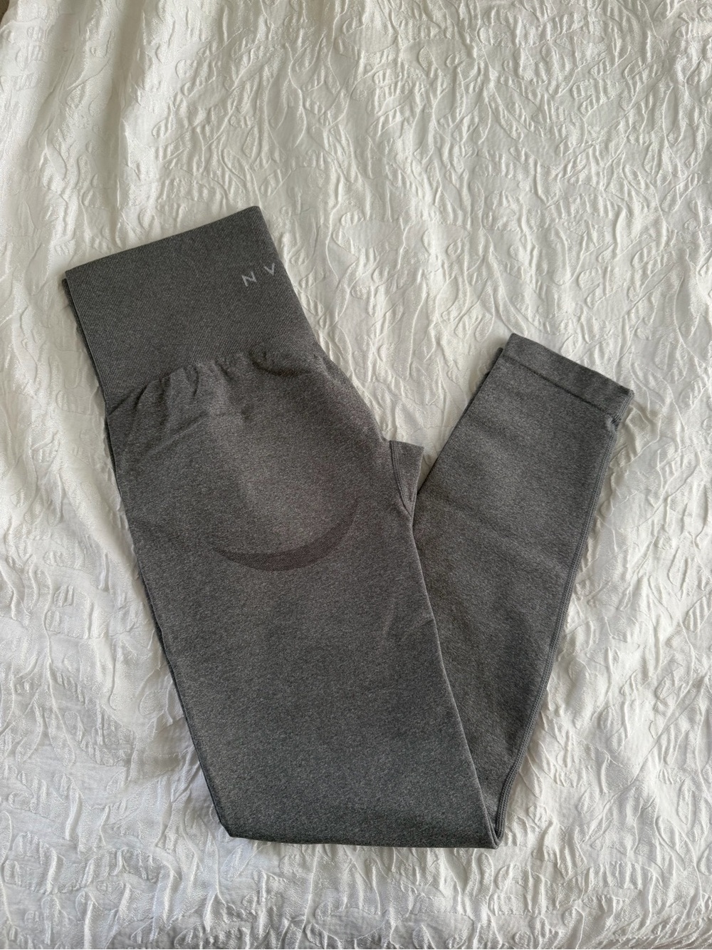 NVGTN Contour Leggings